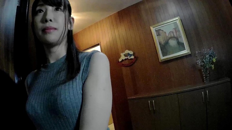 ご近所の人妻を自宅に連れ込んで鬼イカセ盗撮 旦那が留守の間に押し倒し惚れさせてセフレ堕ち