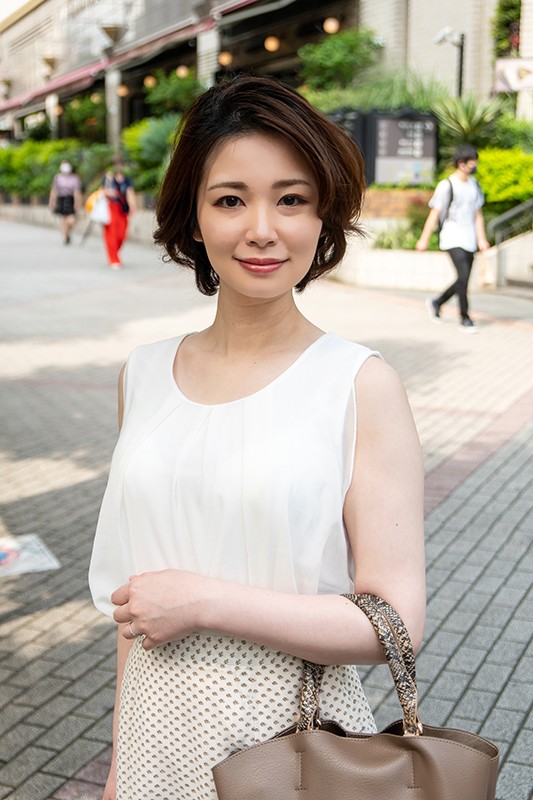 ファーストクラス絶品妻ナンパ 連続イカセFUCK 生中出し10