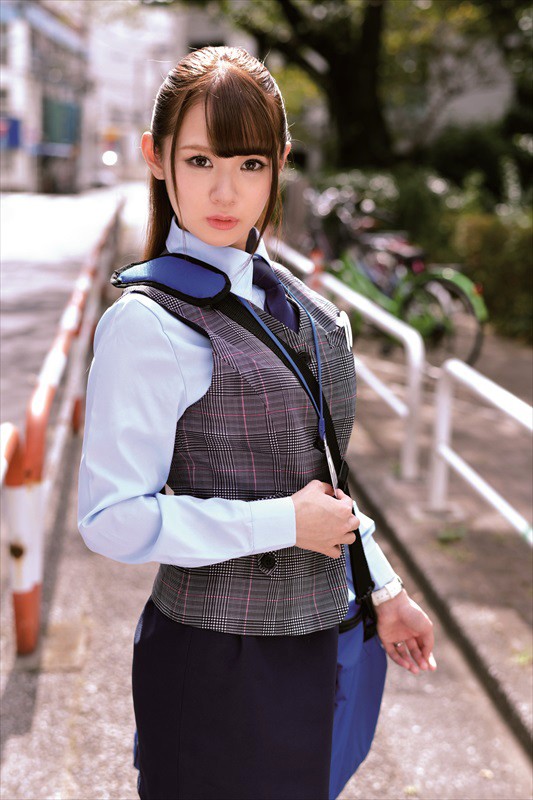 いつも見かける乳酸菌飲料訪問販売ママさんと滅茶苦茶セックスした。Vol.002