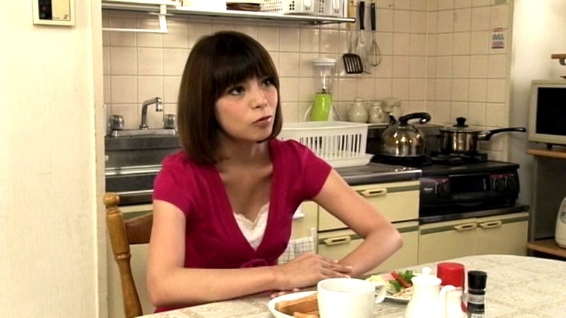 母乳が滴る団地妻 篠崎アンナ篠崎アンナ