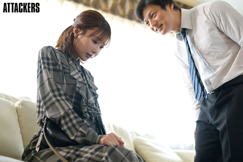 「お前の奥さん一か月間貸してくれよ。」僕が絶対に断れない状況で妻が上司に抱かれる夜。 栗山莉緒栗山莉緒