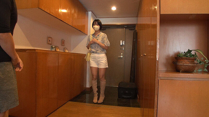 キリっとした美人だけどドMな奥さん束縛激しい夫に耐えられなくて…他人チ●ポに犯●れに来ました もなみ鈴もなみ鈴