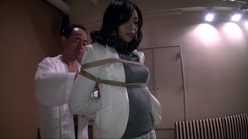 出会い系サイトで見つけたドM人妻 天野小雪天野小雪