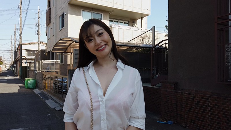 高身長171cmミニスカ巨乳101cmGカップ白シャツ透けブラ長足美脚 SEXレス美人妻の欲求不満を満たす連続絶頂乱交SEX 葵百合香葵百合香