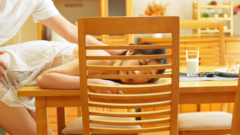 むしゃぶりママ 小松杏小松杏