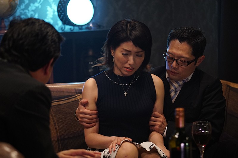 人妻解剖狂辱事変 資産家令嬢 志乃 45才の場合 BABE ORGA CINEMA ～哀しき熟女体の凄まじい咆哮～ 甘乃つばき甘乃つばき