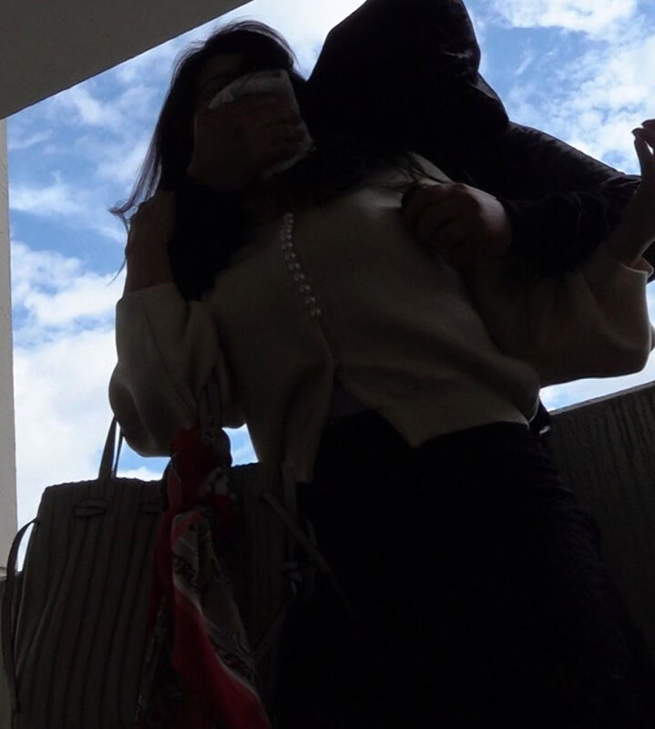 ［閲覧注意］輪●レ●プ映像 ノーカット無編集・婦女強●犯罪記録 クロロホルムとスタンガンで昏●、媚薬で半狂乱 激しく抗いつつも徹底的に暴力で捩じ伏せられ、産道から子宮まで無限にマワし潰され続けイキ壊れるM奴●主婦！ 高園ゆり子高園ゆり子（三雲ゆり子）