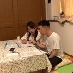 近所の世話好きな巨乳ママ友中年おばさんと超絶デカチンピストン中出しSEXの実態映像