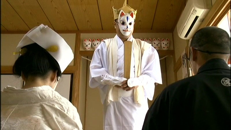 嫁 みだらなり 2 白無垢花嫁姿の卑しい下半身 新妻花嫁の狂い獅子水城アゲハ・若菜あゆみ