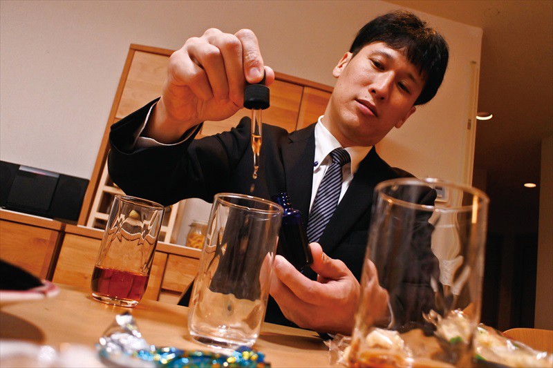 媚薬レ●プ 犯●れた人妻！ 望まない快楽に阿鼻叫喚！！強●快楽地獄に痙攣イキ！ 白目剥き絶頂！！ 9人4時間今浪優・松尾江里子・烏丸まどか