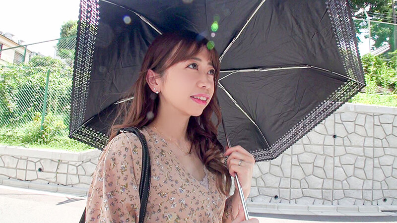 SNSでナンパした美人人妻が、旦那以外の身体に興奮してドエロい本性さらけ出しちゃいました！ 大浦真奈美大浦真奈美