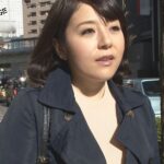 巨乳妻揉みまくり痴● 執拗な乳揉みを繰り返されパンティーから愛液が流れ出すほどぬるぬるになった人妻は痴●棒挿入を拒めない。 牧村彩香牧村彩香