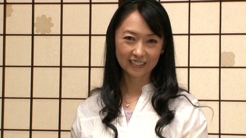 初撮り五十路妻ドキュメント 三上由梨絵三上由梨絵