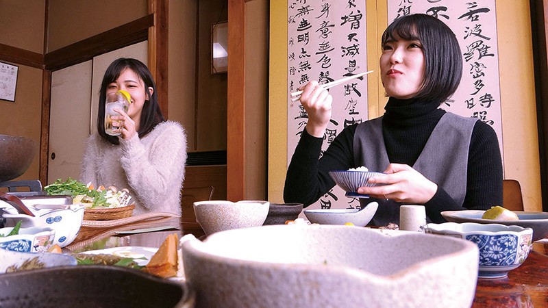 禁忌 人妻性癖開眼 01 続・人妻湯恋旅行129