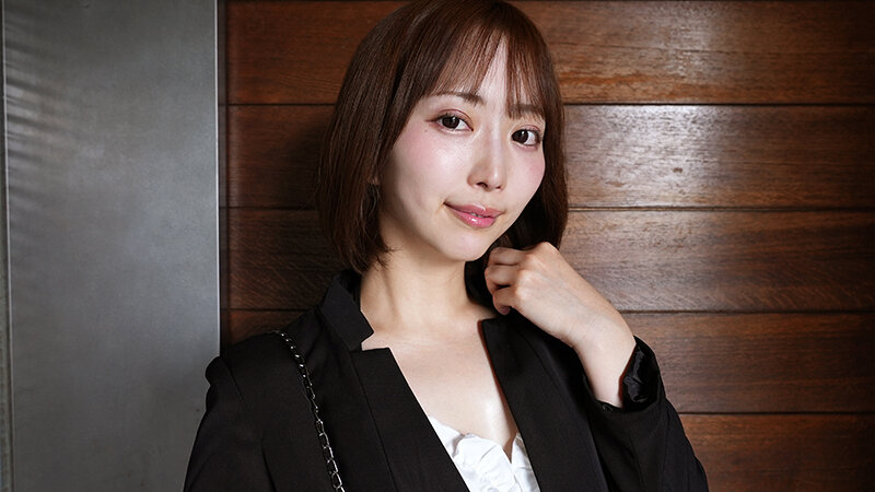 物件の案内で汗まみれになった肌色ストッキングの足、20代の不動産女、妻の焦点の合わない目、そして半端ない脚マンコ、口マンコ… マンコ。那賀崎ゆきね那賀崎ゆきね