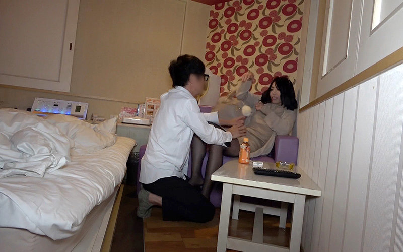 愛しのデリ嬢 特別編 母乳が出すぎる乳首が伸びすぎる奥さん デリ嬢呼んだらびっくり！僕の教え子の蒼太くんの ところどころ松●か子似の出産後に感度が高まり搾乳でイってしまうお母さんだった件 三十路妻 杉崎みさき奥さん杉崎みさき