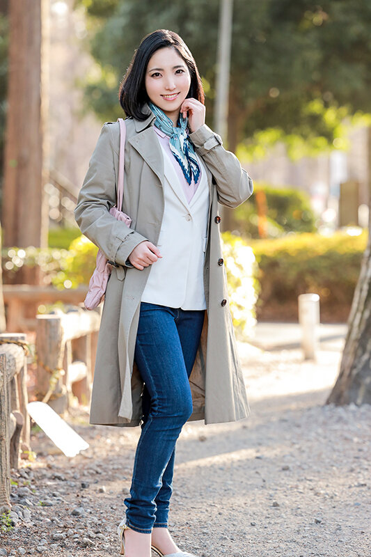 美人ヘアースタイリスト36歳が旦那の後輩とハメ撮り。ガン突きされ膣奥までザーメンをねじ込まれNTRセックス