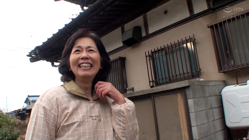 田舎のもうすぐ六十路のおばちゃん熟女がAV出演！？若い男優の肉棒にかき回される使い古された股間に激ピスSEX！