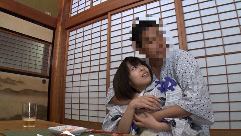 いろっぽい顔で○ンポを咥えてくれるオレの不倫彼女 紗藤まゆ紗藤まゆ