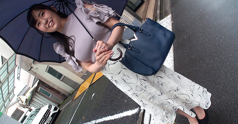 街角で見つけた爆乳奥さんに取材と偽り事務所に連れ込み、お酒を●ませて中出し性交！ まやさん28歳 菊池まや菊池まや