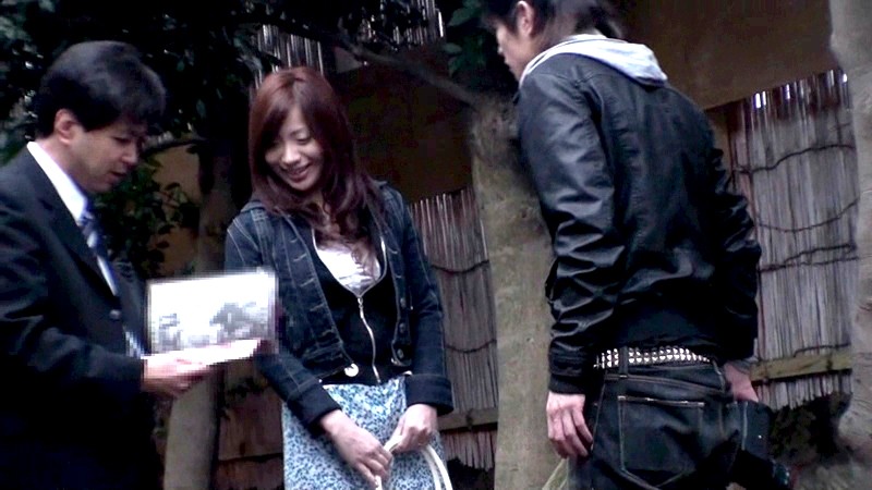 ヤリ捨てアパート 向井恋 街で見かけた清楚な巨乳妻を…佐々木恋海（向井恋）