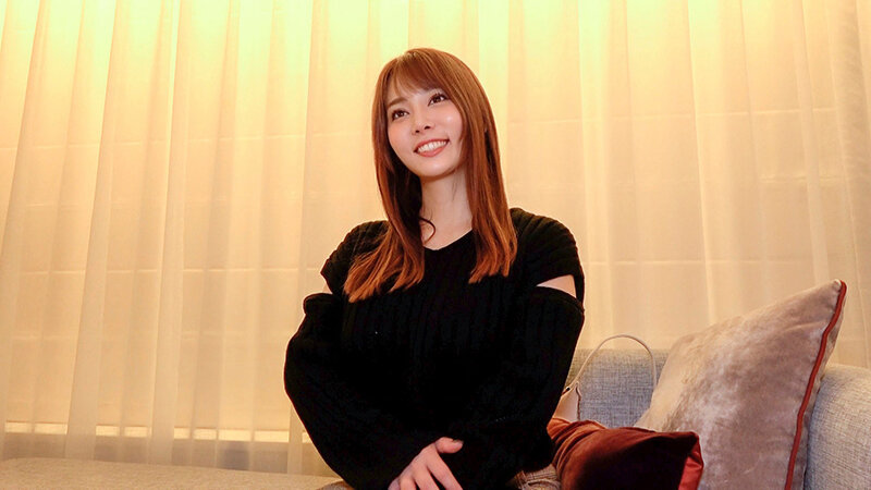 旦那に隠れて男を漁る不倫妻 さくら（30）