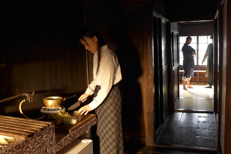 昭和姦通物語～恥辱に耐える美人妻～ 長瀬涼子長瀬涼子