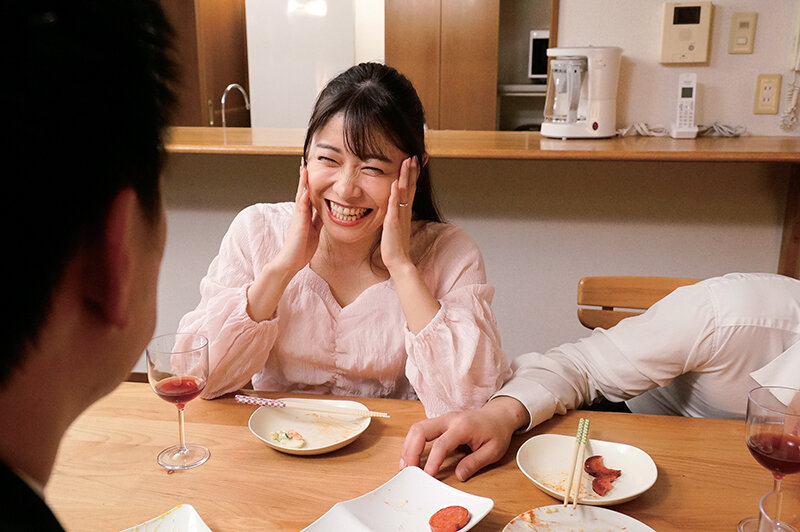 夫の目の前でドSの幼馴染に寝取られるエロ乳首妻 野咲美桜野咲美桜