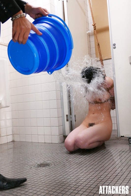 慚愧の監獄 妃月るい妃月るい