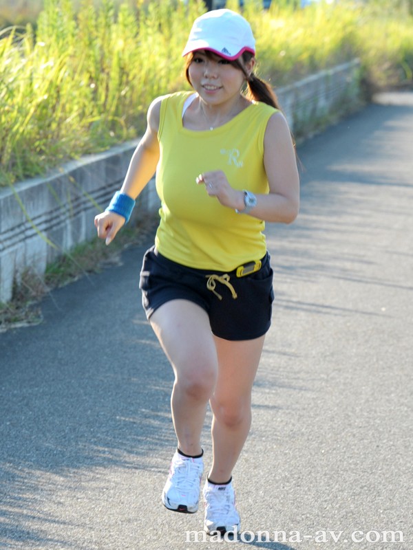 ジョギング・ミセス2 恵けい恵けい