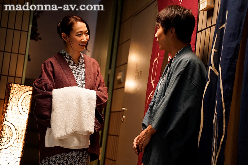 妻には口が裂けても言えません、義母さんを孕ませてしまったなんて…。-1泊2日の温泉旅行で、我を忘れて中出ししまくった僕。- 水戸かな水戸かな