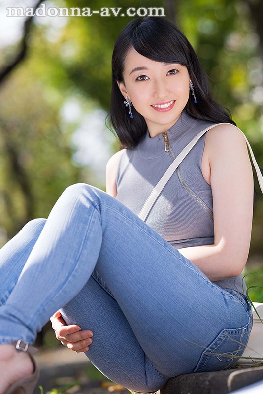 清楚に見えて1日5回オナニーをしても満たされない性欲オバケ 宮園咲良 30歳 AVデビュー！！宮園咲良