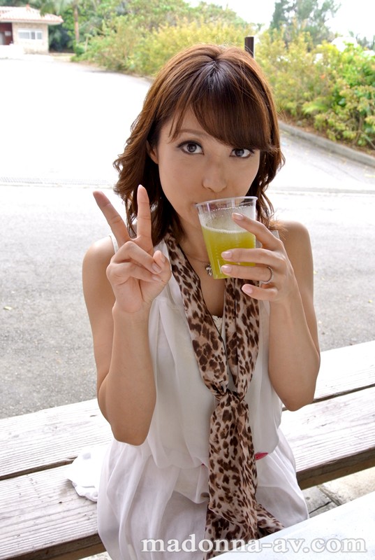 素顔の初露出ドキュメント 白木優子の南の島に行きました。白木優子