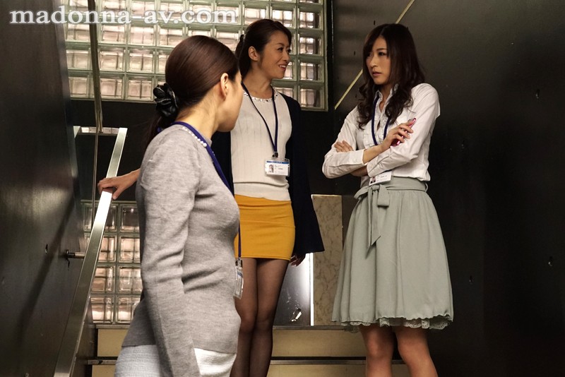 超美顔レズビアン ～麗しき人妻女子アナのメスの戯れ～ マドンナデビューの絶世美女・光井ひかり《レズ解禁！！》光井ひかり・神波多一花・北条麻妃