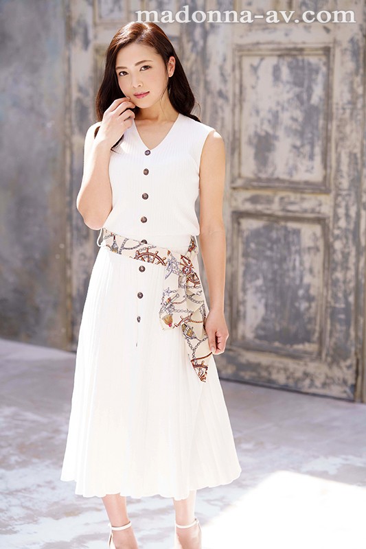 令和最初の大型新人 飯山香織 32歳 AVDebut！！飯山香織