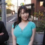 欲求不満の肉体が疼いて ドスケベ美人肉欲妻がマンションの両隣の男達と不倫SEX 巨乳とデカ尻を責められて乱れまくる 美波汐里美波汐里