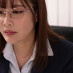 憧れの女上司と 夏川あゆみ夏川あゆみ