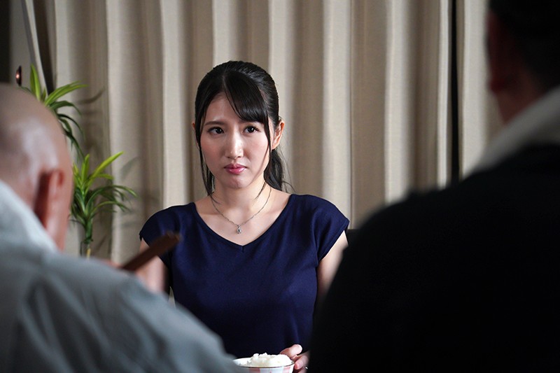 尻の穴まで舐められ尽くされた人妻 南真悠南真悠