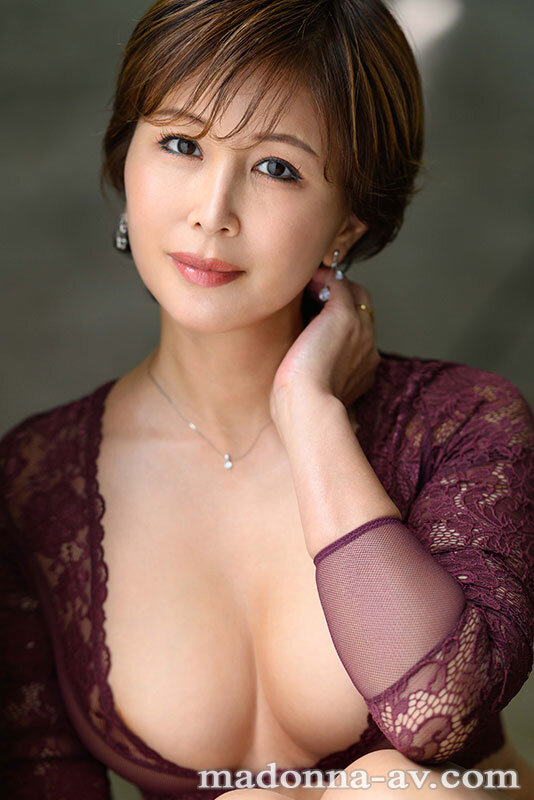 桐岡さつき MONROE 初 BEST ビジュ最強テク最上 レジェンドの濃密エロス8時間14本番桐岡さつき