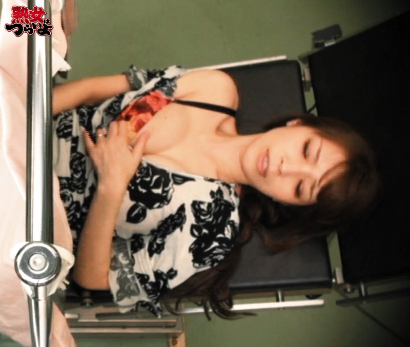 8時間・2枚組！480分スペシャル クリトリス徹底刺激！媚薬＋クリキャップで羞恥心は破壊？！奥さまたちの産婦人科検診 総集編 クリトリスばっかりいじられたうえに媚薬を塗られたら我慢できるわけないwww超絶快感刺激に理性が吹っ飛ぶまいと必死で耐える奥さんたち