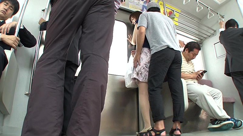 夫の前で痴●に絶頂（いか）された妻 澤村レイコ澤村レイコ（高坂保奈美、高坂ますみ）