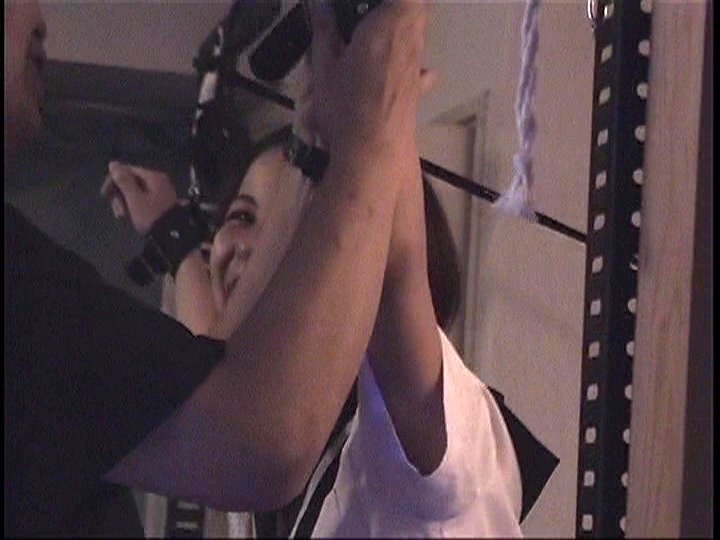 愛妻を差し出す夫 1 ～他人に犯●れて興奮する妻たち～