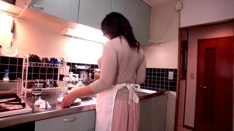 姑の卑猥過ぎる巨乳を狙う娘婿 美神さゆり美神さゆり