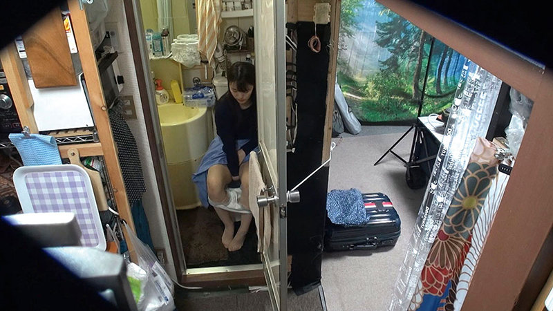 自分の部屋にとまることになった妻の女友達 「人妻園子さん（仮名）三十歳」に当然のように手を出してしまうワタシ