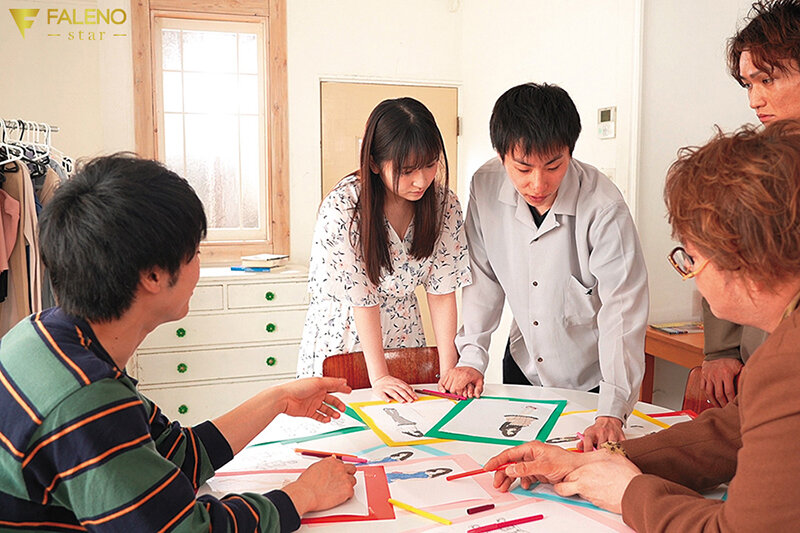 逆バニーNTR 親友の彼女を写真モデルで呼び出し寝取る。独り占め巨乳モロ出し撮影会。 桃尻かなめ桃尻かなめ