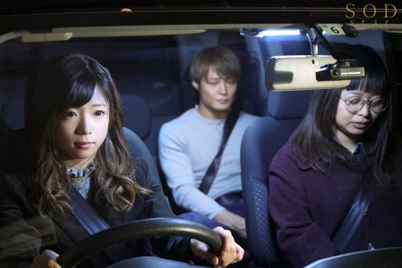 マイホームを購入にきた夫婦から旦那を寝取って強●中出しさせる不動産レディ 紗倉まな紗倉まな