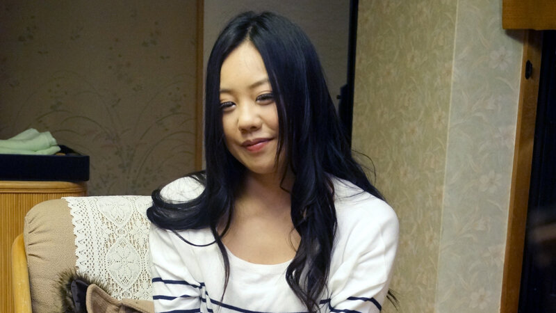 奔放な体位でガチSEX