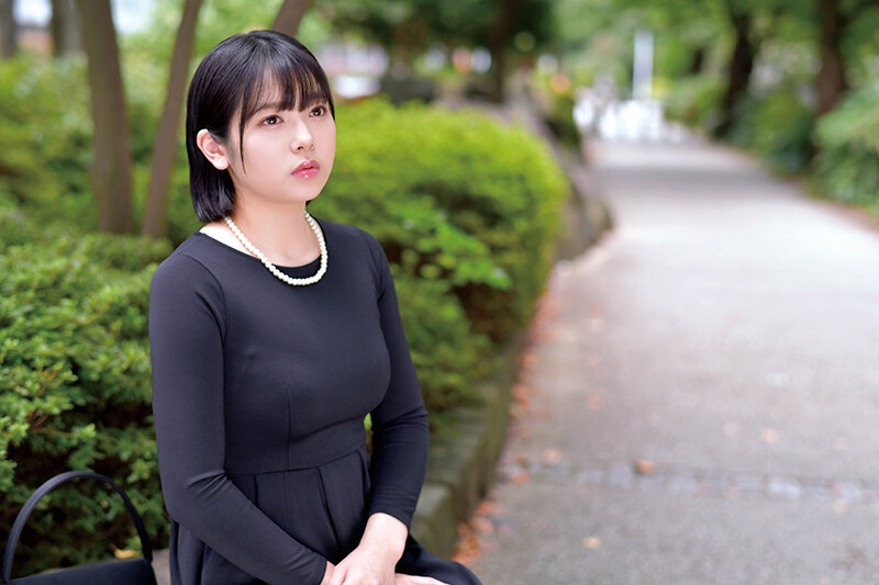 喪服未亡人と濃厚性交。Vol.007