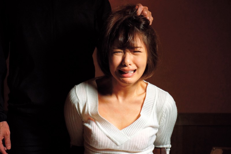 妻を誘拐したレ●プ魔から届く12通のビデオレター 川上奈々美川上奈々美