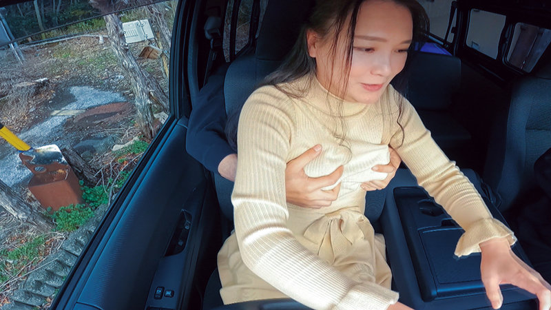 運転乳揉み京野美麗・佐々木咲和・皆川るい